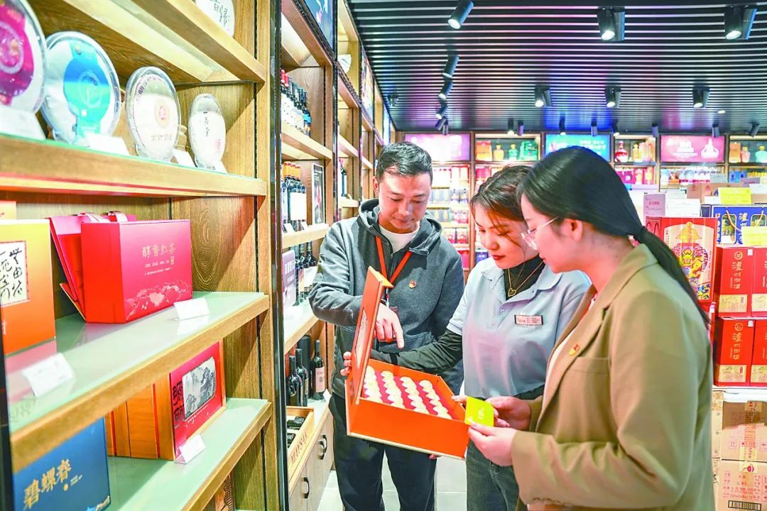 896bf3b490f210909dea077520777352.jpg 640.jpg